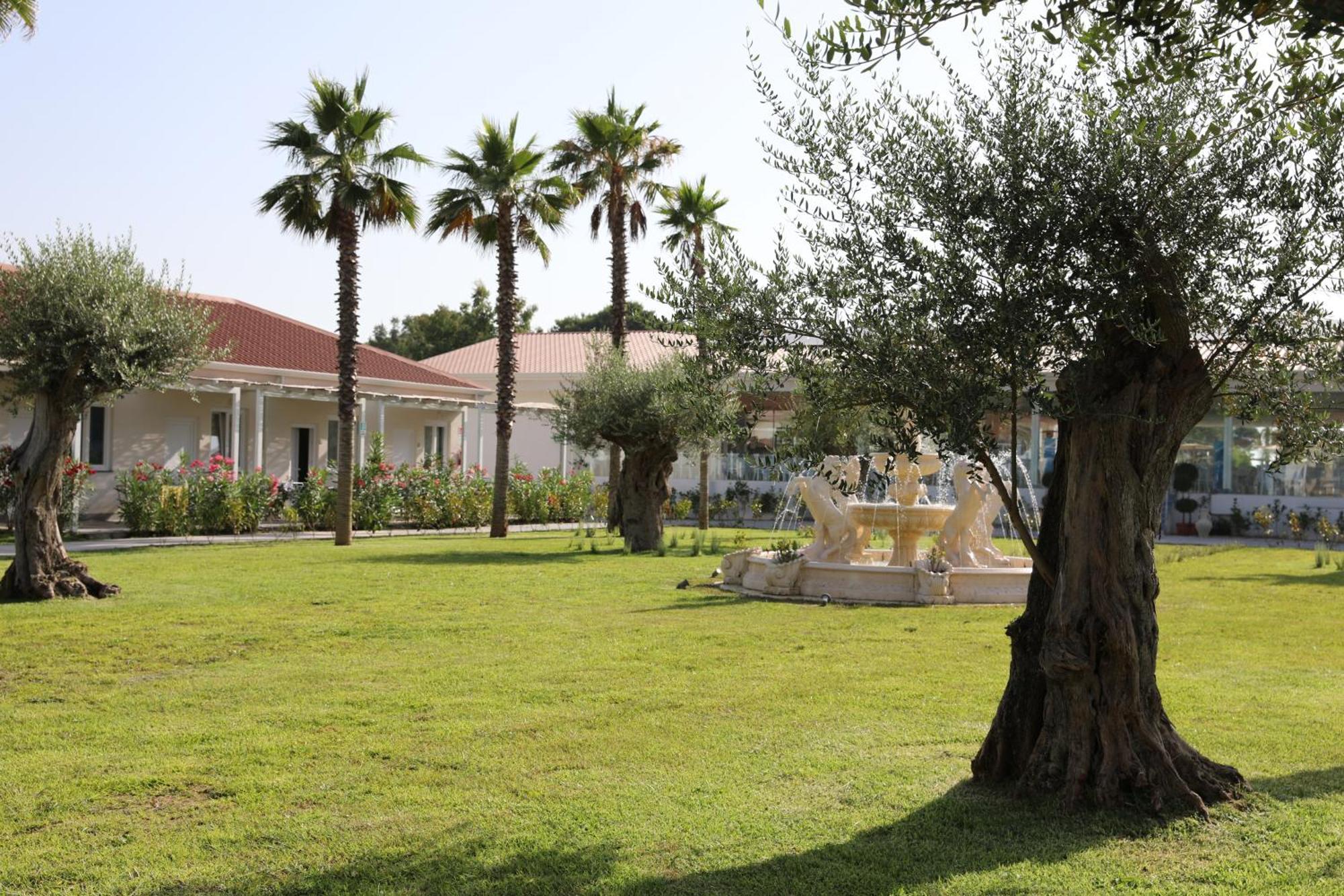 פסטום Resort Acqua Di Venere מראה חיצוני תמונה